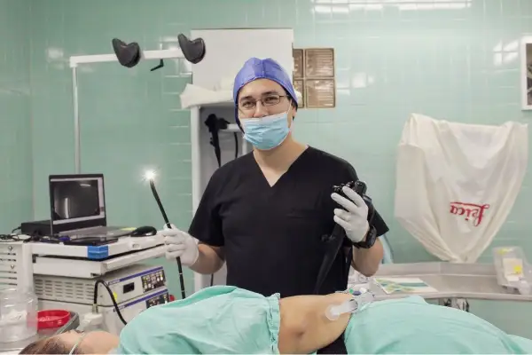 Dr. Carlos Esquivel Castro - Gastroclinica Orizaba 1