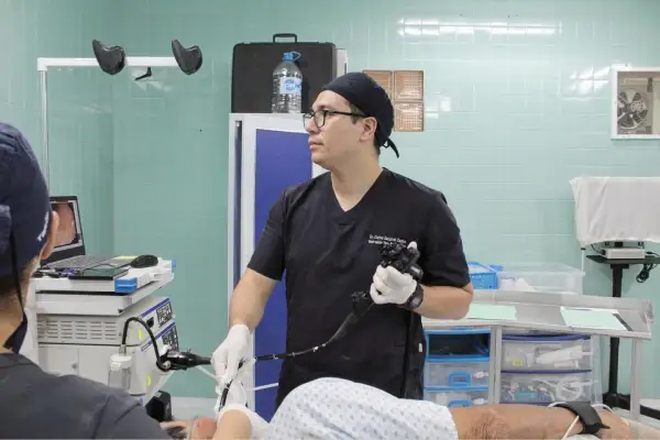 Dr. Carlos Esquivel Castro - Gastroclinica Orizaba 3