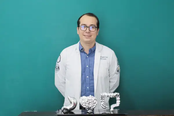 Dr. Carlos Esquivel Castro - Gastroclinica Orizaba 8
